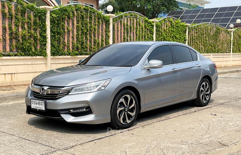รถเก๋งมือสอง HONDA ACCORD รถปี 2018