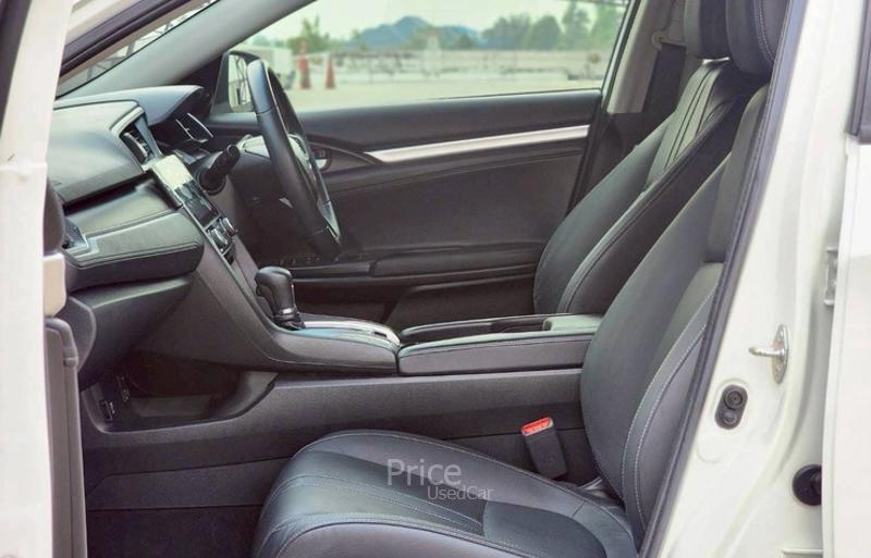 ขายรถเก๋งมือสอง-honda-ฮอนด้า-civic-รถปี2018-รหัส93018-669533d0.jpg