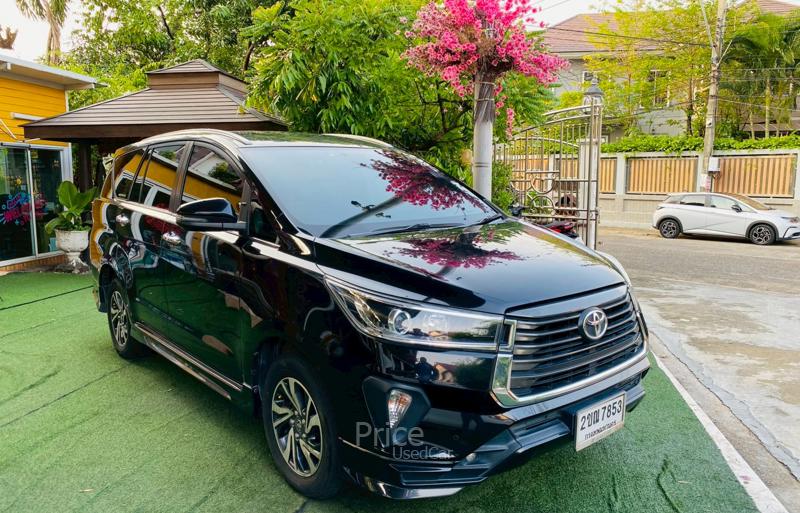 รถตู้มือสอง TOYOTA INNOVA รถปี 2022