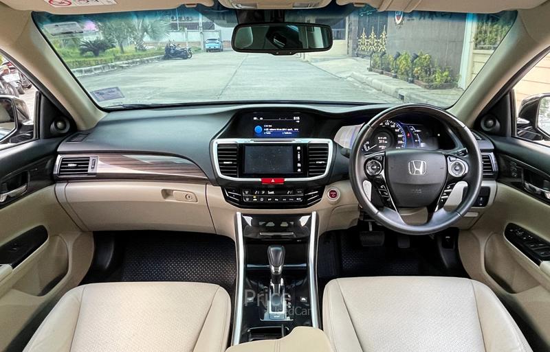 ขายรถเก๋งมือสอง-honda-ฮอนด้า-accord-รถปี2017-รหัส94603-24eae497.jpg