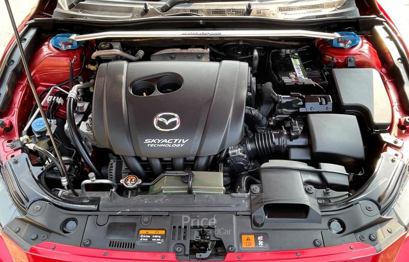 ขายรถเก๋งมือสอง-mazda-มาสด้า-3-รถปี2014-รหัส94612-c53f9e8d.jpg