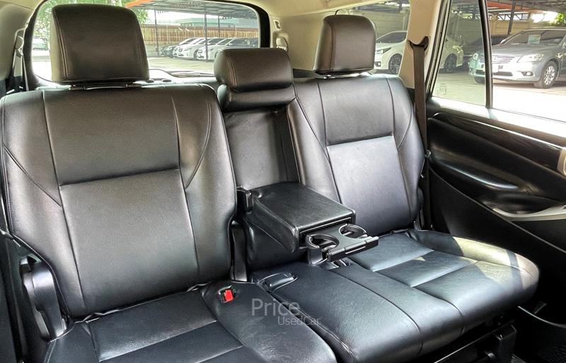 ขายรถตู้มือสอง-toyota-โตโยต้า-innova-รถปี2018-รหัส94623-3f395ec2.jpg