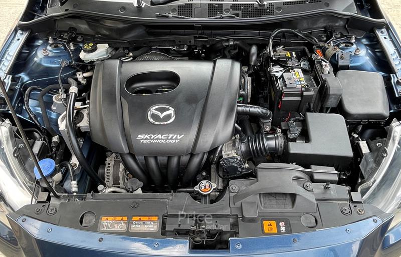 ขายรถเก๋งมือสอง-mazda-มาสด้า-2-รถปี2017-รหัส94644-146fece2.jpg