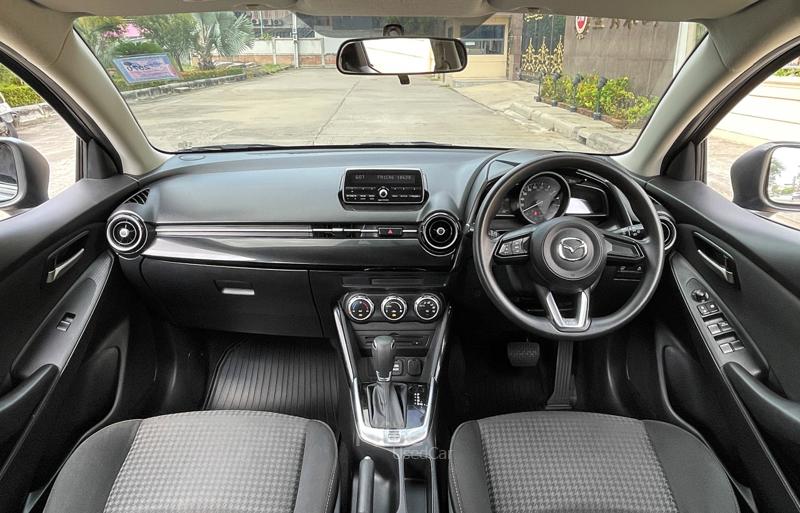 ขายรถเก๋งมือสอง-mazda-มาสด้า-2-รถปี2017-รหัส94644-9b7fe352.jpg