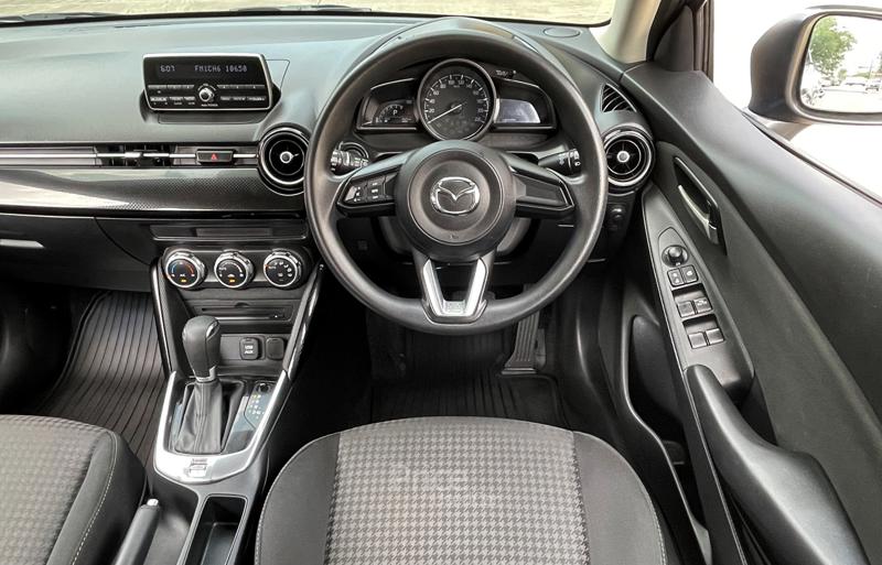 ขายรถเก๋งมือสอง-mazda-มาสด้า-2-รถปี2017-รหัส94644-ae168958.jpg