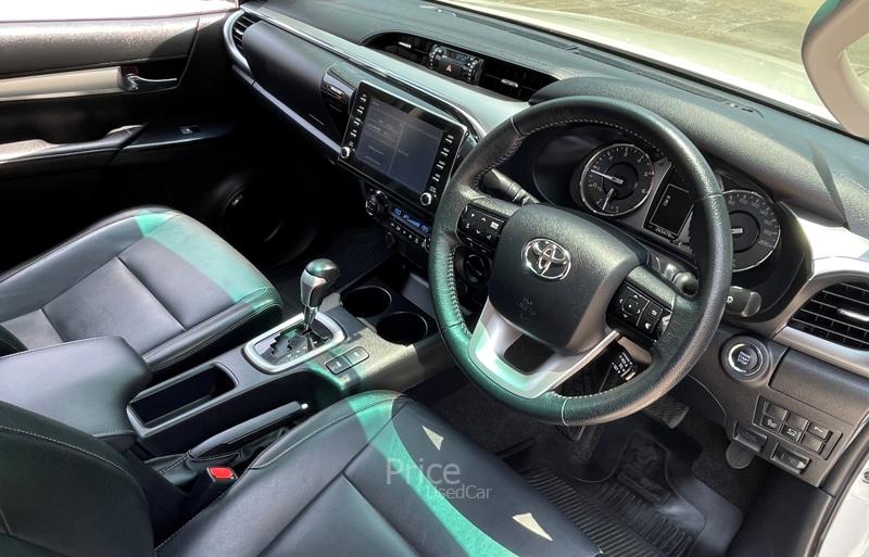 ขายรถกระบะมือสอง TOYOTA HILUX REVO 2.8 G 4WD รถปี 2022