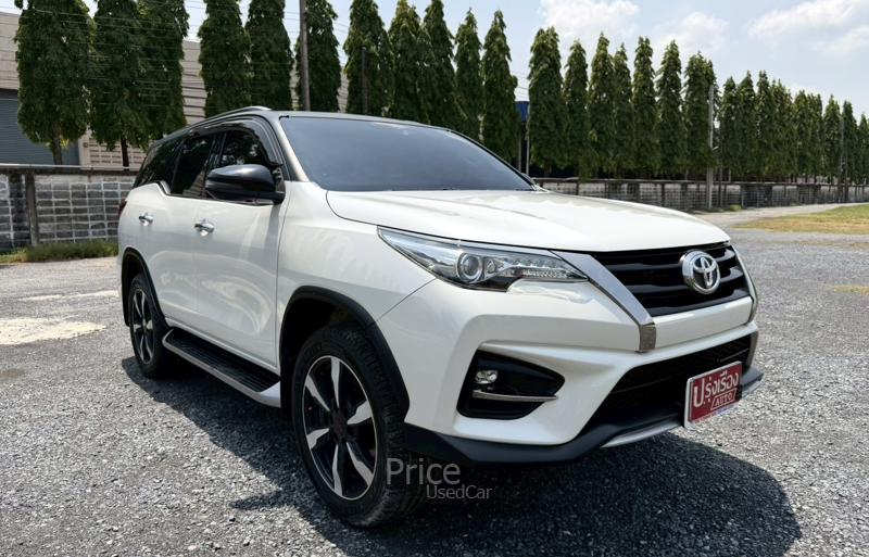 ขายรถอเนกประสงค์มือสอง TOYOTA FORTUNER 2.8 TRD Sportivo 4WD รถปี 2019
