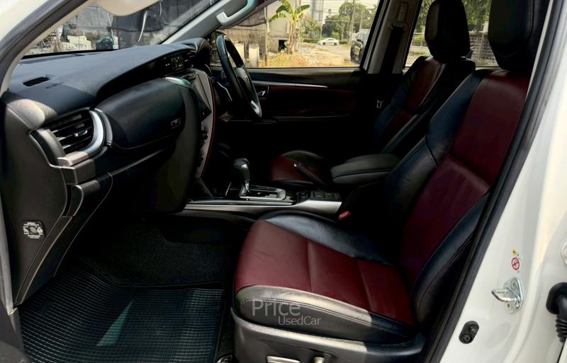 ขายรถอเนกประสงค์มือสอง TOYOTA FORTUNER 2.8 TRD Sportivo 4WD รถปี 2019