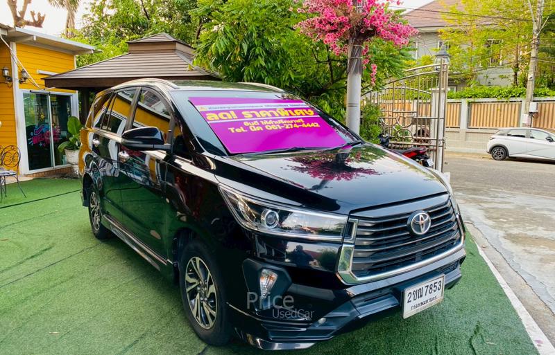 ขายรถตู้มือสอง TOYOTA INNOVA รถปี 2022