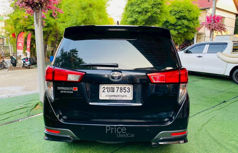 ขายรถตู้มือสอง TOYOTA INNOVA รถปี 2022