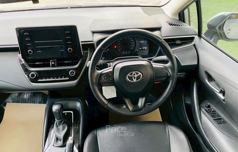 ขายรถเก๋งมือสอง TOYOTA ALTIS รถปี 2020