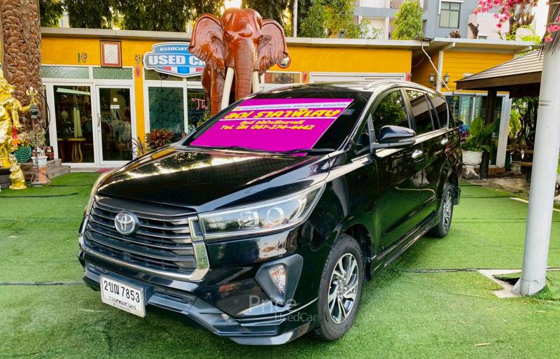 รถตู้มือสอง TOYOTA INNOVA รถปี 2022