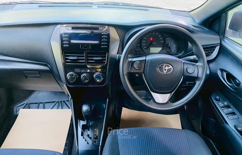 ขายรถเก๋งมือสอง TOYOTA YARIS รถปี 2022