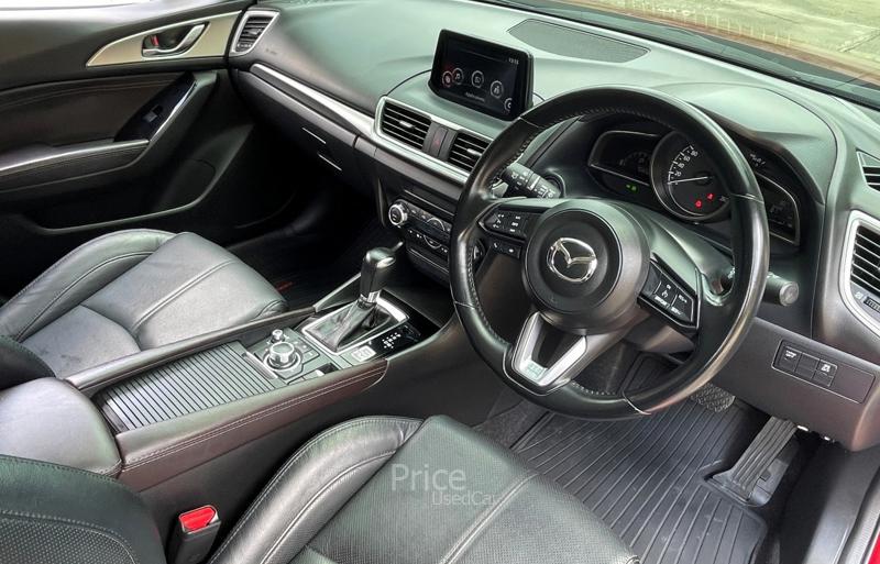 ขายรถเก๋งมือสอง MAZDA 3 2.0 C Sports รถปี 2018