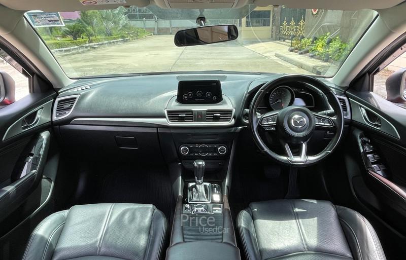 ขายรถเก๋งมือสอง MAZDA 3 2.0 C Sports รถปี 2018