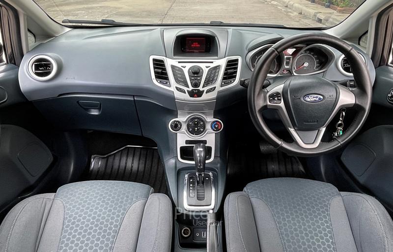 ขายรถเก๋งมือสอง FORD FIESTA 1.5 Sport รถปี 2013