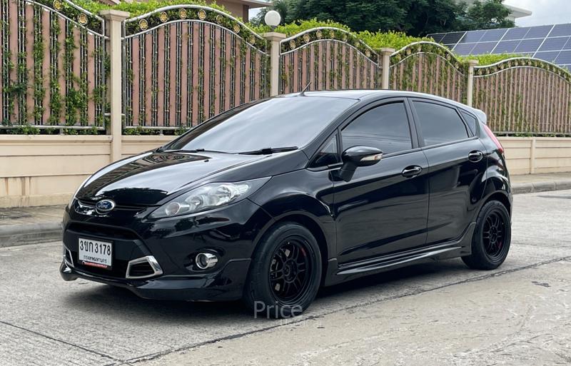รถเก๋งมือสอง FORD FIESTA รถปี 2013