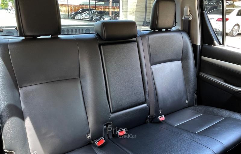 ขายรถกระบะมือสอง TOYOTA HILUX REVO 2.8 G 4WD รถปี 2022