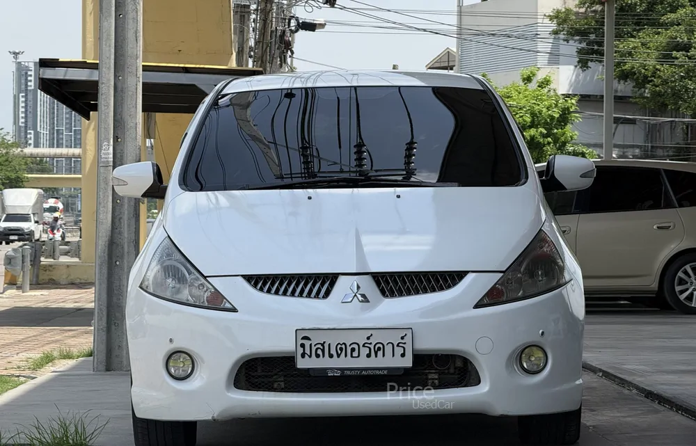 ขายรถตู้มือสอง MITSUBISHI SPACE WAGON 2.4 GLS รถปี 2011