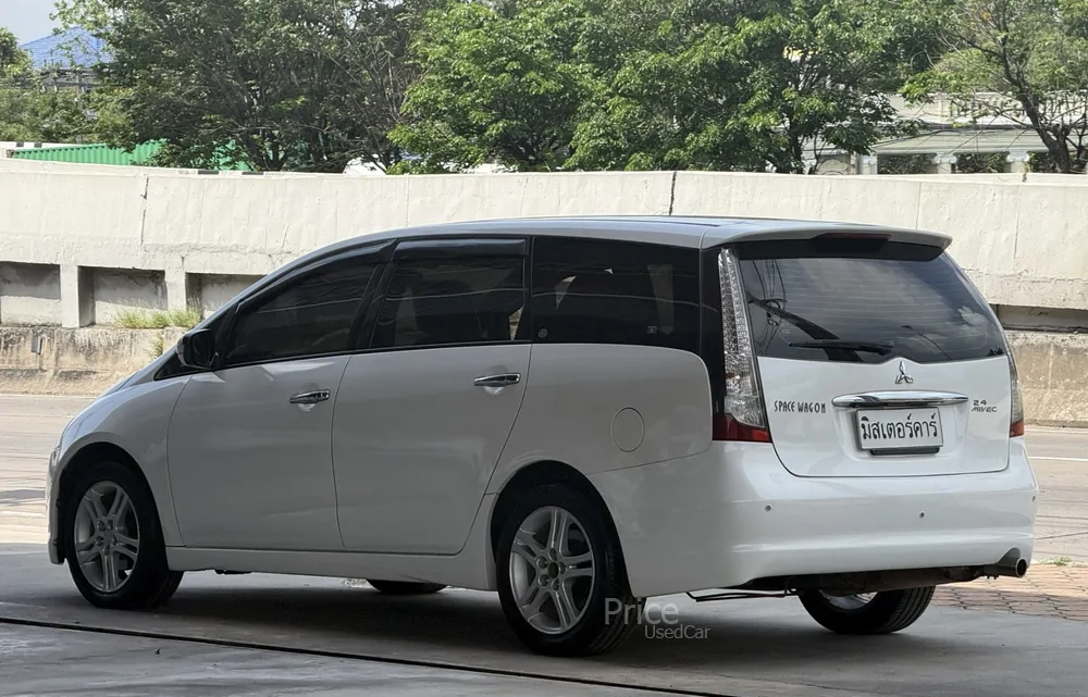 ขายรถตู้มือสอง MITSUBISHI SPACE WAGON 2.4 GLS รถปี 2011