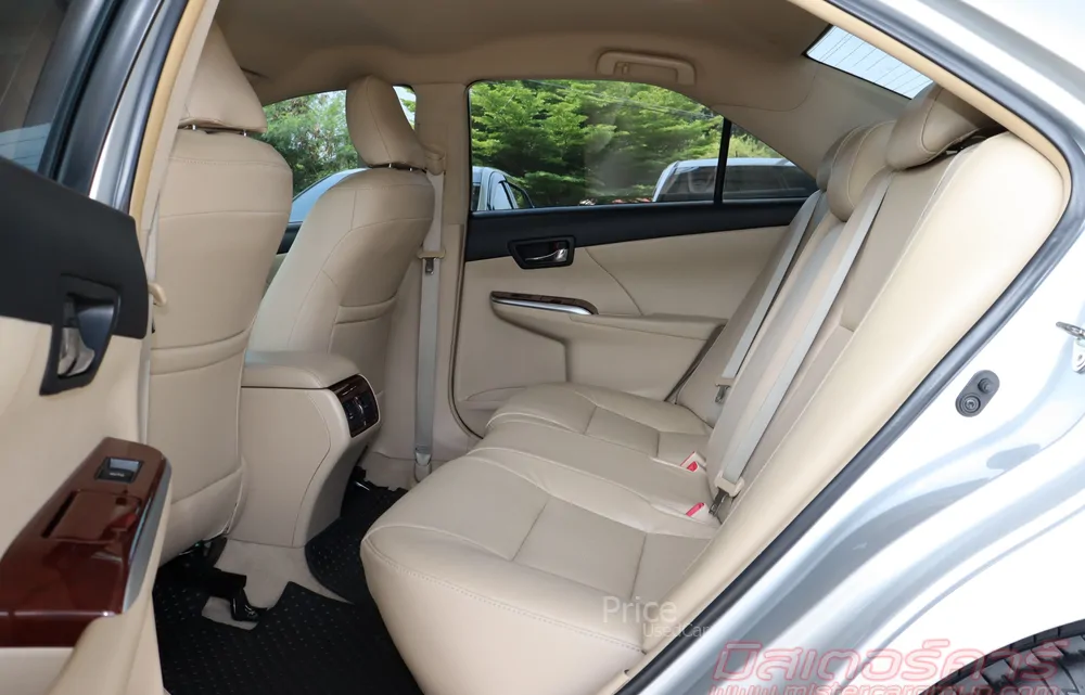 ขายรถเก๋งมือสอง TOYOTA CAMRY 2.0 G รถปี 2012