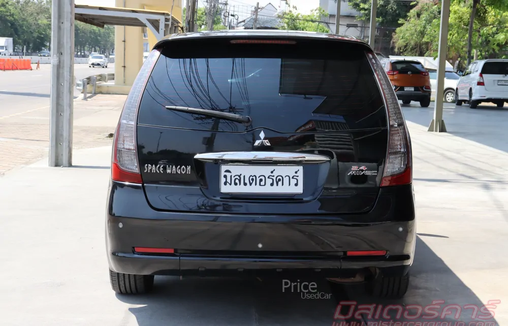 ขายรถตู้มือสอง MITSUBISHI SPACE WAGON 2.4 GLS รถปี 2011