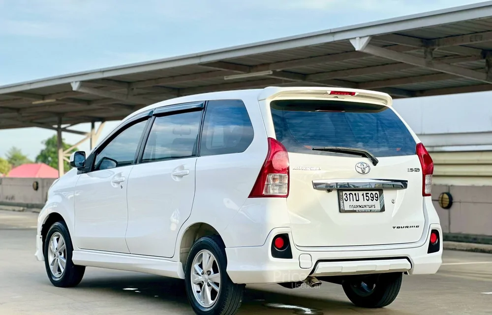 ขายรถเก๋งมือสอง TOYOTA AVANZA 1.5 S Touring รถปี 2014