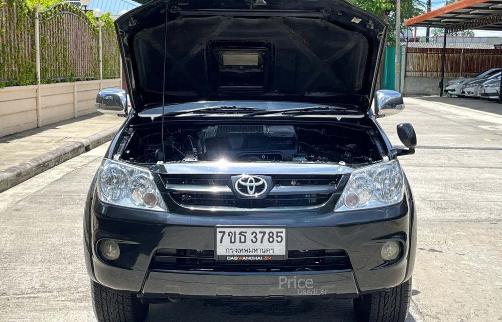 ขายรถอเนกประสงค์มือสอง TOYOTA FORTUNER 3.0 V 4WD รถปี 2006