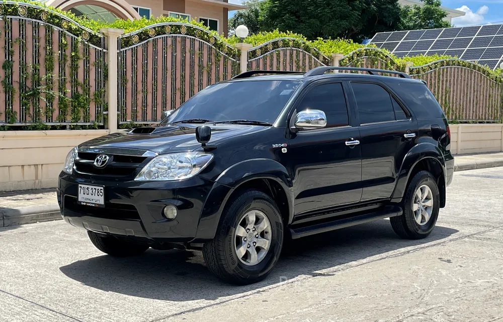 รถอเนกประสงค์มือสอง TOYOTA FORTUNER รถปี 2006