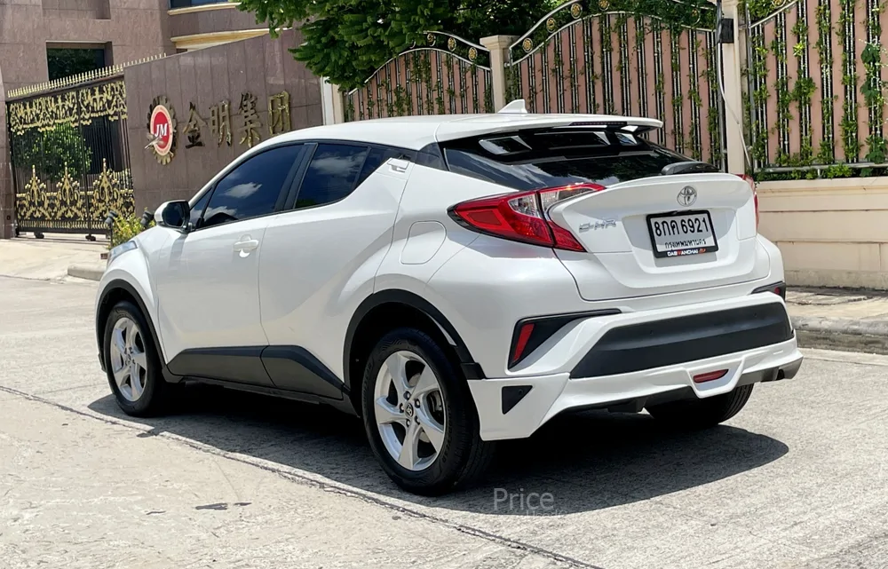 ขายรถเก๋งมือสอง TOYOTA CHR ENTRY รถปี 2018