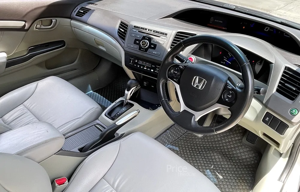 ขายรถเก๋งมือสอง HONDA CIVIC 1.5 Hybrid รถปี 2015