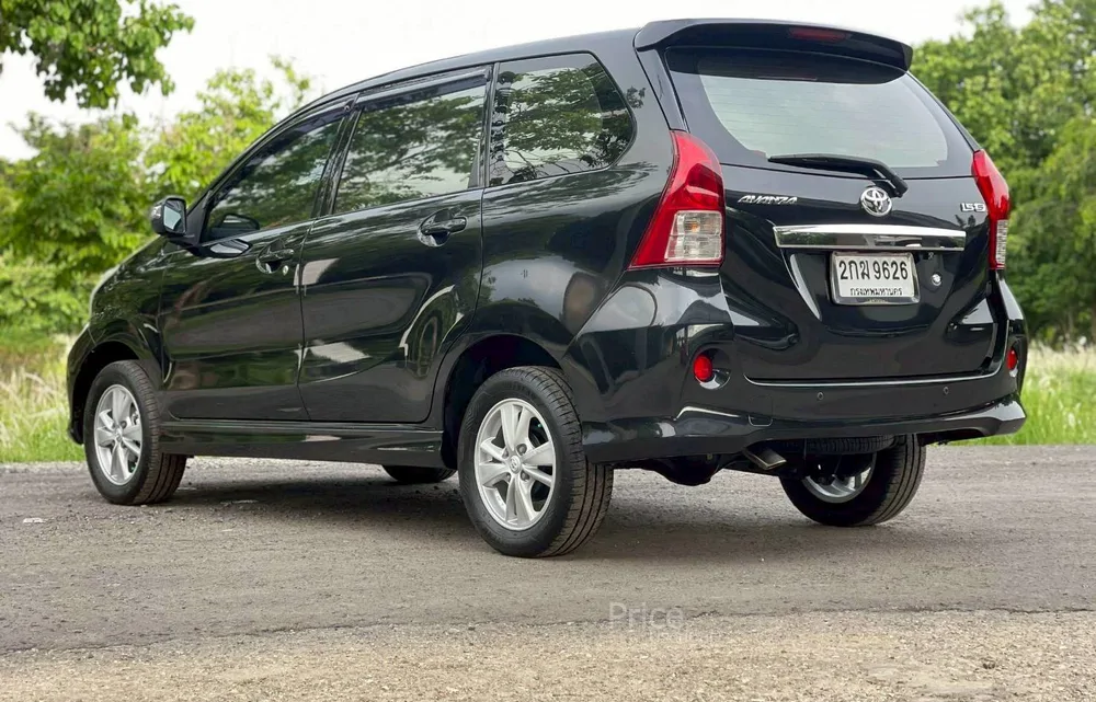 ขายรถเก๋งมือสอง TOYOTA AVANZA 1.5 S รถปี 2013