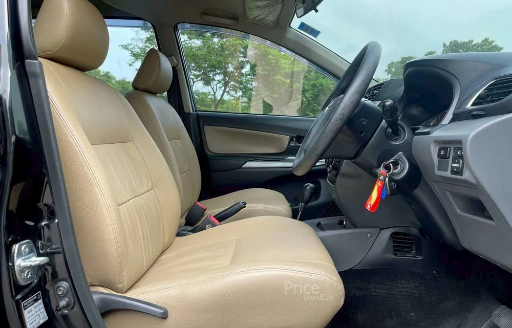 ขายรถเก๋งมือสอง TOYOTA AVANZA 1.5 S รถปี 2013