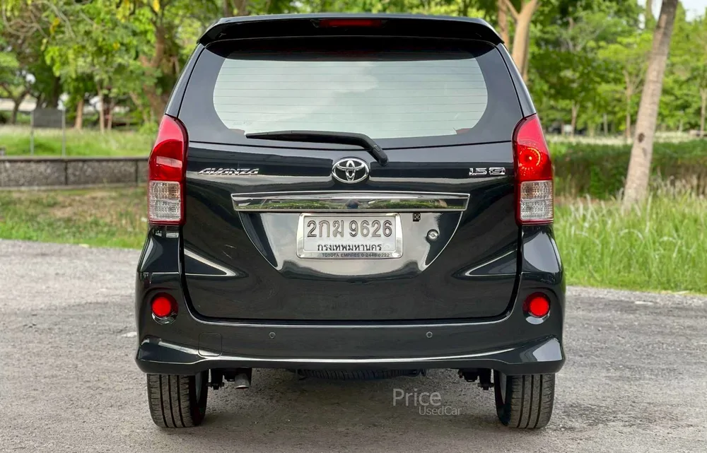 ขายรถเก๋งมือสอง TOYOTA AVANZA 1.5 S รถปี 2013