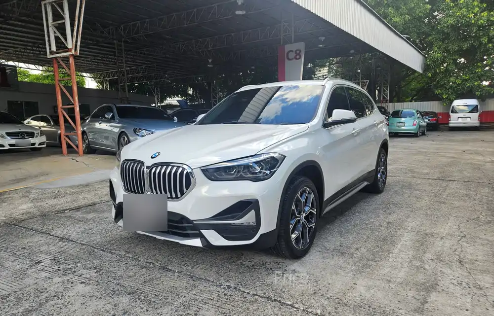 รถอเนกประสงค์มือสอง BMW X1 รถปี 2022