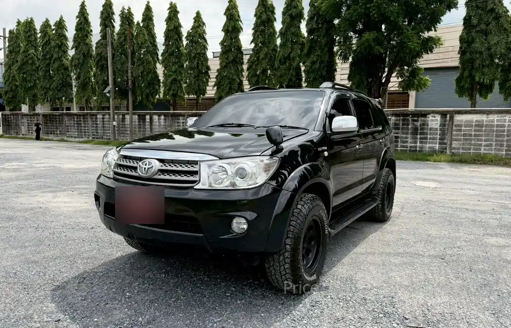 รถอเนกประสงค์มือสอง TOYOTA FORTUNER รถปี 2011