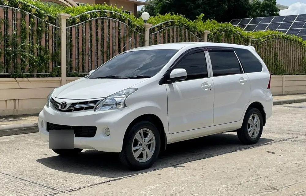รถเก๋งมือสอง TOYOTA AVANZA รถปี 2013