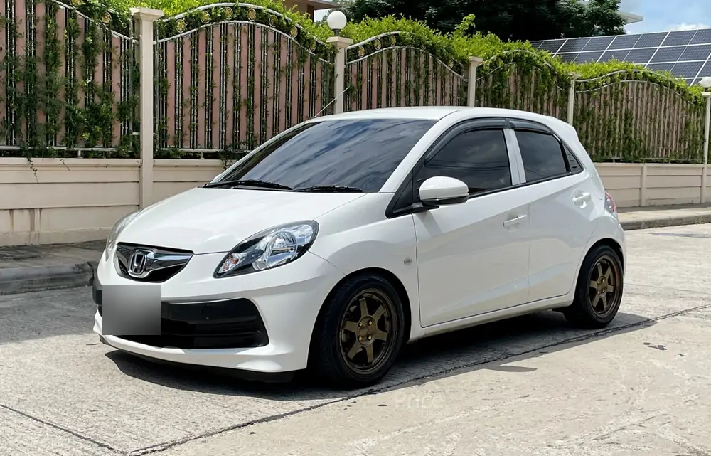 รถเก๋งมือสอง HONDA BRIO รถปี 2015