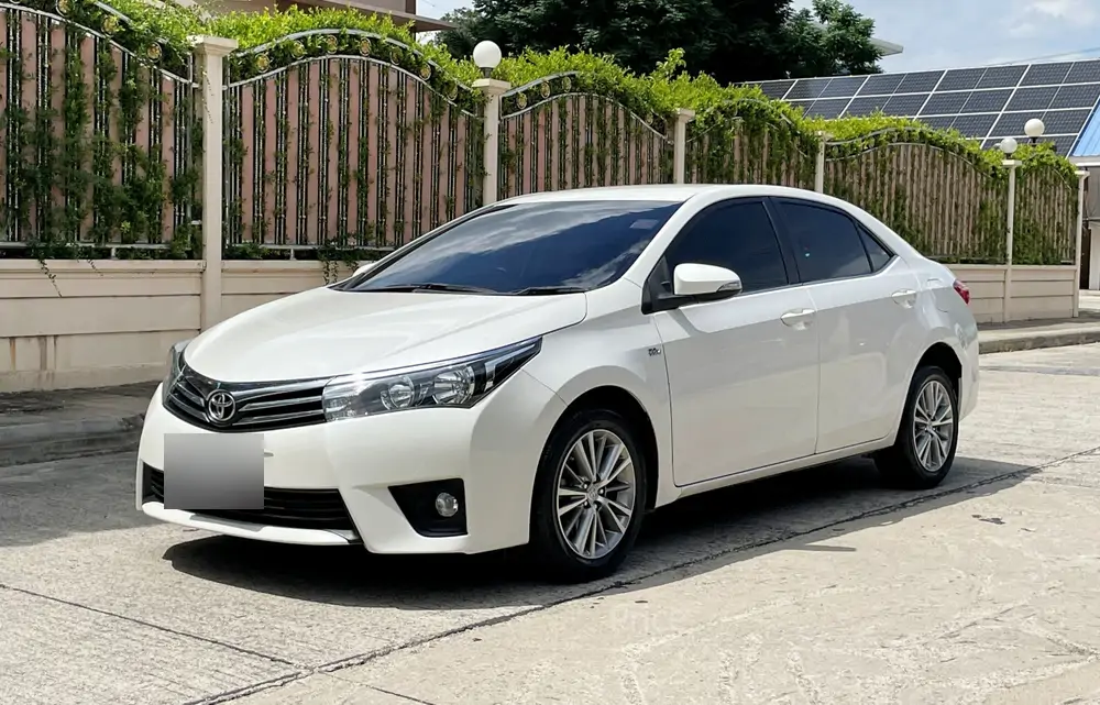 รถเก๋งมือสอง TOYOTA ALTIS รถปี 2014
