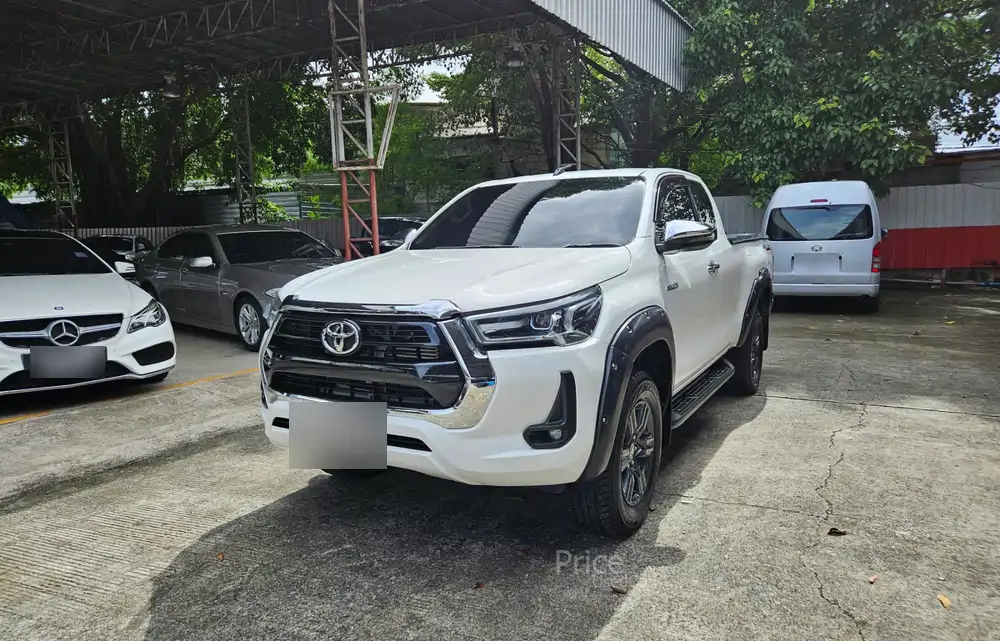 รถกระบะมือสอง TOYOTA HILUX REVO รถปี 2023