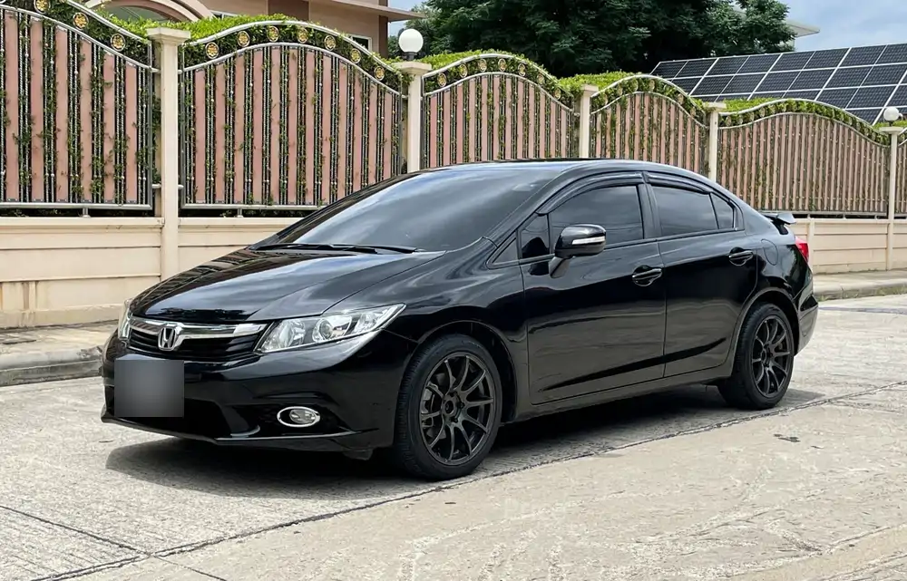 รถเก๋งมือสอง HONDA CIVIC รถปี 2013