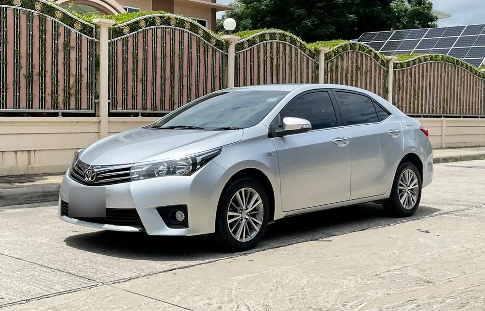 รถเก๋งมือสอง TOYOTA ALTIS รถปี 2014