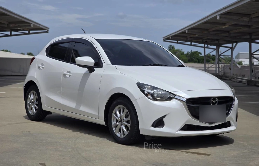 รถเก๋งมือสอง MAZDA 2 รถปี 2017