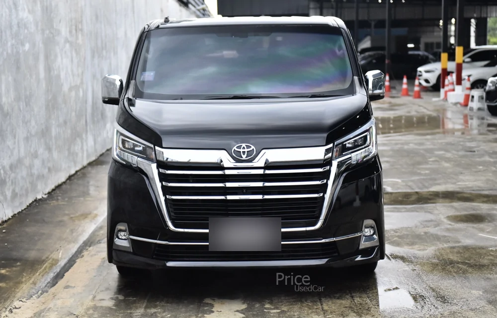 รถตู้มือสอง TOYOTA MAJESTY รถปี 2020